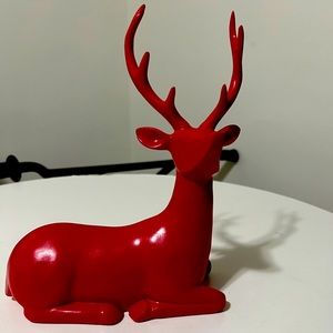 Deer red
